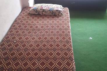 膳宿费 Chhahari Guest House