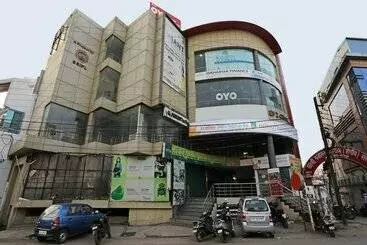 Hotel Recharge By Oyo Rooms