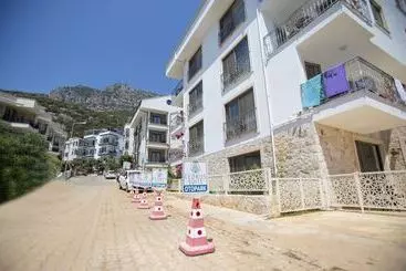 Aparthotel Cedrus Suites