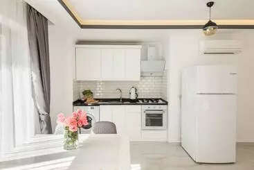 Aparthotel Cedrus Suites