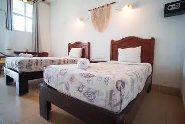 Golden Paradise Hostel