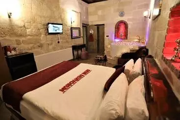 Hotel Orion Cave