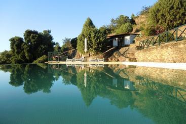 관광객 아파트 Villa With 3 Bedrooms In Torre De Moncorvo, With Wonderful Mountain View, Pool Access And Enclosed G