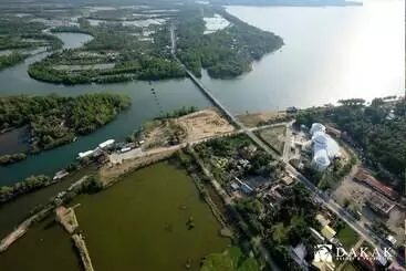 Dakak Park & Beach Resort