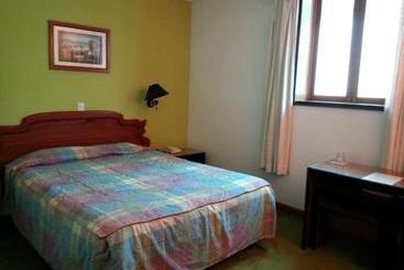 هتل Suites Don Carlos Juliaca