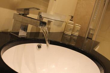 Casa Rural The Anchorage & The Tackleshed