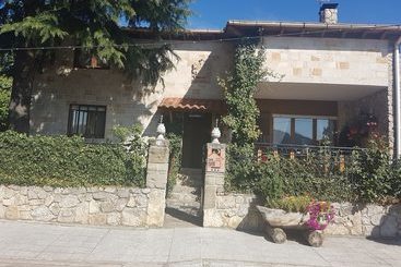 Apartamentos turísticos Casa Rural El Cedro