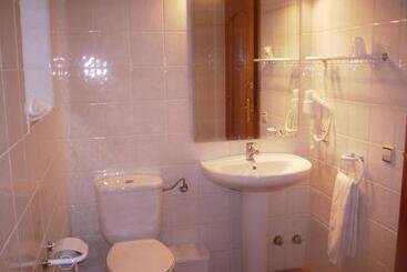 פנסיון Hostal Pernalle