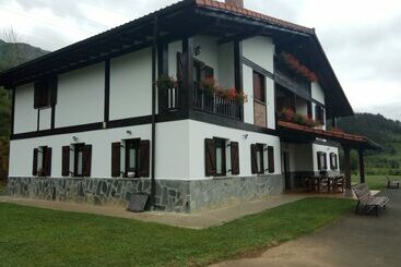 Сельский отель Agroturismo Landagarre