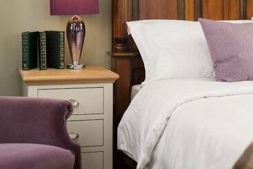 The Queens View Luxury B&b