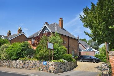 ベッドアンドブレックファースト Home From Home Guesthouse