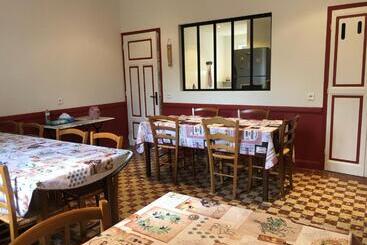 مبيت وإفطار Mas La Cigalière