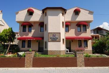 Aparthotel Burak Apart