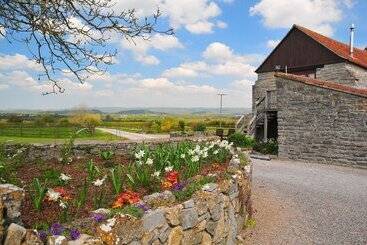 Middlewick Holiday Cottages