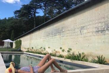 بنسيون Château D'hodebert