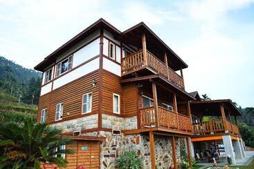 پانسیون Sitou Flora's House B&B