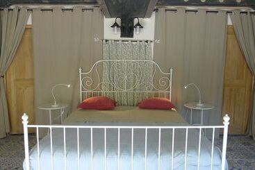 مبيت وإفطار Le Manoir