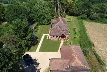 Aamiaismajoitus (B&B) Linden House