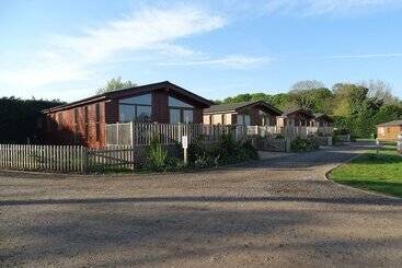 هتل King S Lynn Caravan & Camping Park