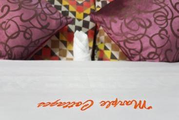 ペンション Marple Cottages