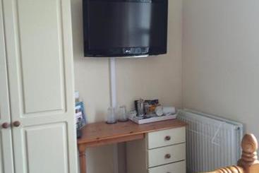 膳宿费 Trelawney Guest House Room Only