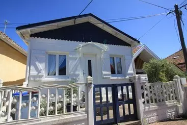 آپارتمان‌های توریست‌ها Villa Pervenche Arcachon