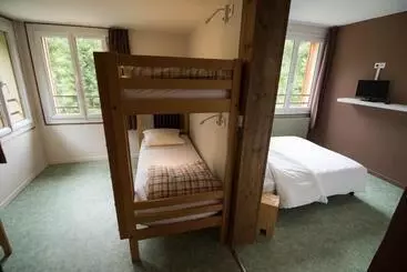 1861 Chatel Hostel