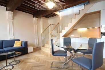 آپارتمان‌های توریست‌ها Les Loges Saint éloi Sumptuous F4 For 7 People