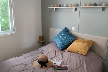 בית מלון כפרי Camping De Bourges