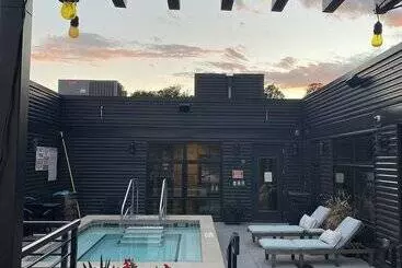 Hotel Crosby