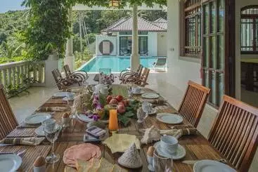 Appartements touristiques Beach Front Luxury Villa Hai Leng