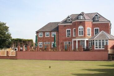 Hotel The Corbet Arms