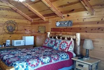 Talo Bryce Valley Lodging