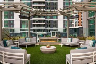 Carte Hotel San Diego Downtown, Curio Collection By Hilton