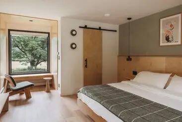 ホテル The Lodge At West River