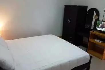 Koh Jum Hostel