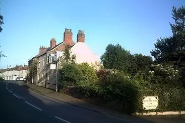 Wheatsheaf House Bed & Breakfast