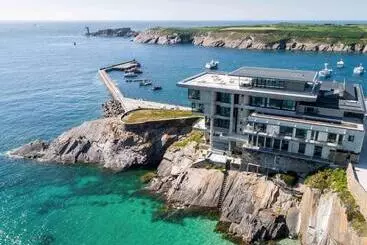ホテル Sainte Barbe Hôtel & Spa Le Conquet   Mgallery