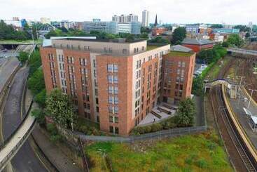 هتل آپارتمان Hashtag Newcastle Collingwood