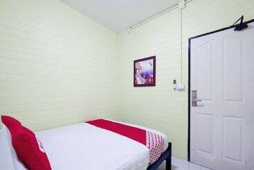 Nakara Hostel Ayutthaya