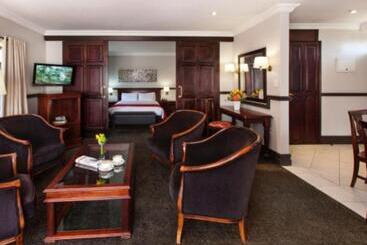 Hotel Court Classique Suite