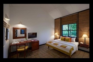 Hotel Habarana Village By Cinnamon