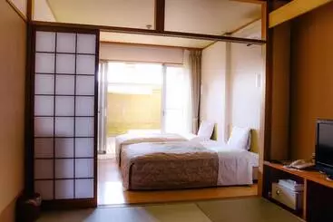 Ryokan Tenzankaku Yurakuan