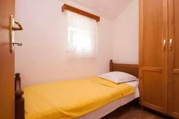 Apartments škarpa 1601