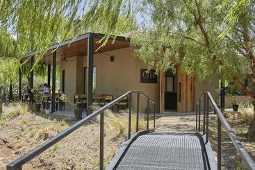 Hotel Casa De Huespedes Gimenez Riili