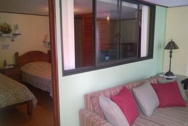 تختخواب و صبحانه Las Cumbres Inn