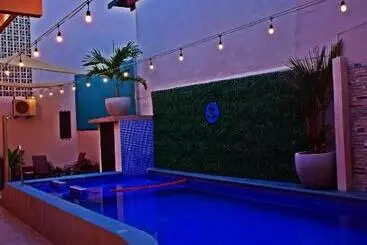 هتل Cabinas Midey