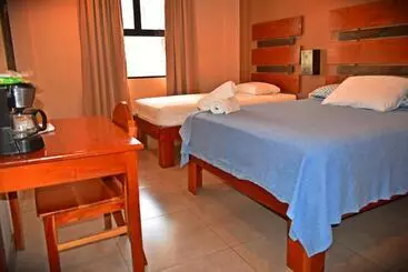 هتل Cabinas Midey