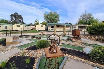 ホテル Big4 Tasman Holiday Parks Bendigo