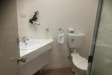 汽车旅馆 Gunsynd Motor Inn